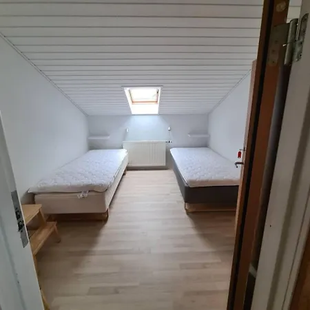 Vaerelser Til Leje 5 Horve